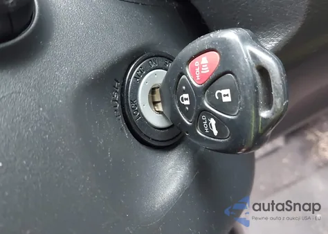 2013 Toyota Corolla S z USA, uszkodzony, nr VIN 5YFBU4EE0DP170041